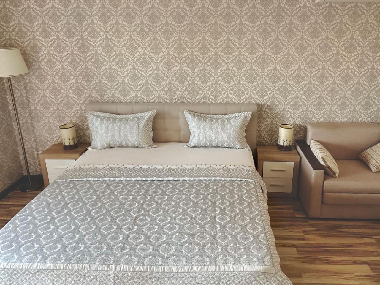 4Rent Lovely Apartment Chisinau Ngoại thất bức ảnh